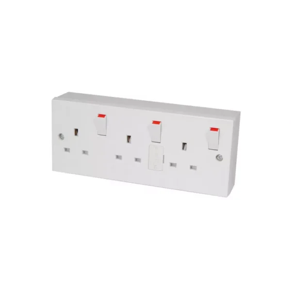 3 Gang Switched Fused Mains Outlet 13 Amp Wall Plug Socket C/W Surface Back Box